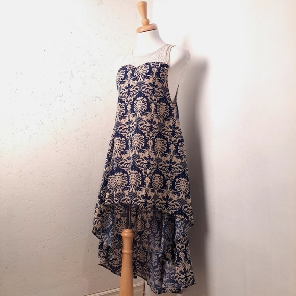 Umgee | Cream & navy blue patterned short front long back dress - Picture 2 of 14